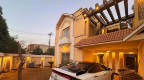 Haven Lodge - 4BR Luxurious Villa in Lahore